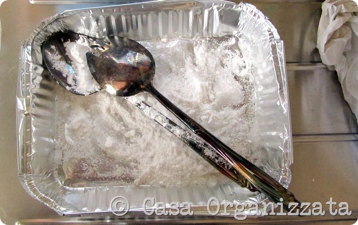 Come pulire l’argento in 5 minuti con sale e bicarbonato